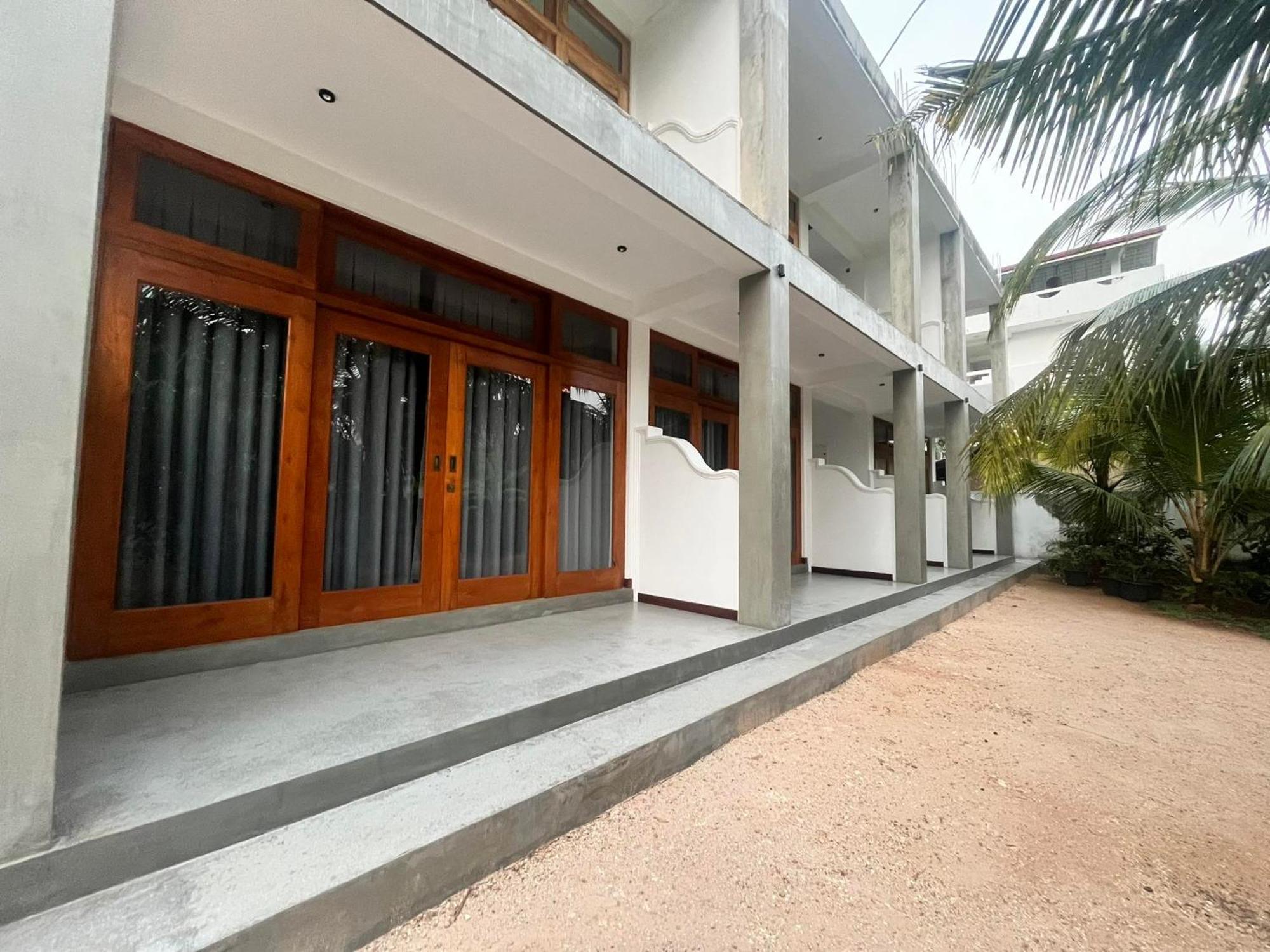 New Ocean Breeze Madiha Hotel Matara Exterior foto