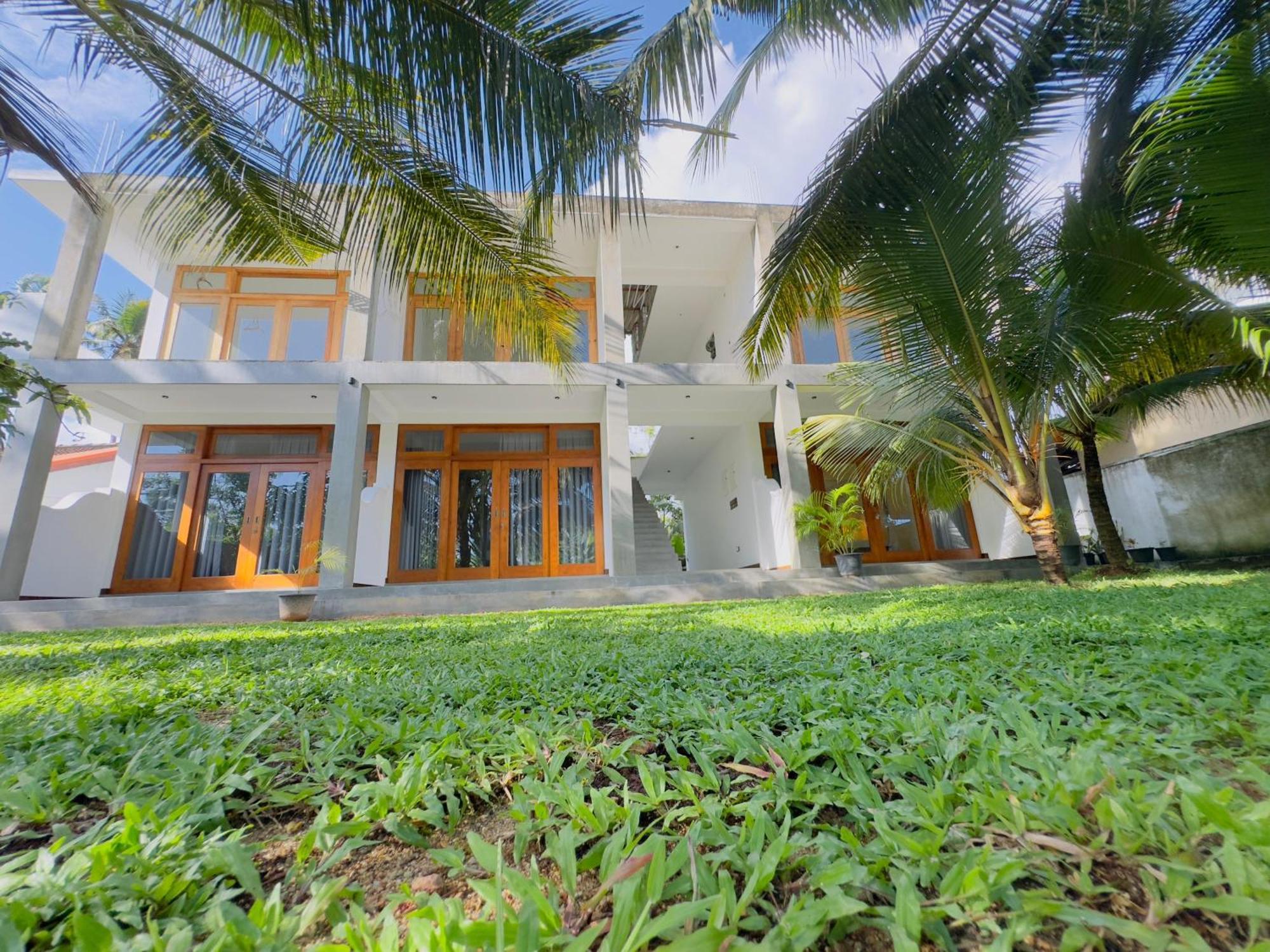 New Ocean Breeze Madiha Hotel Matara Exterior foto