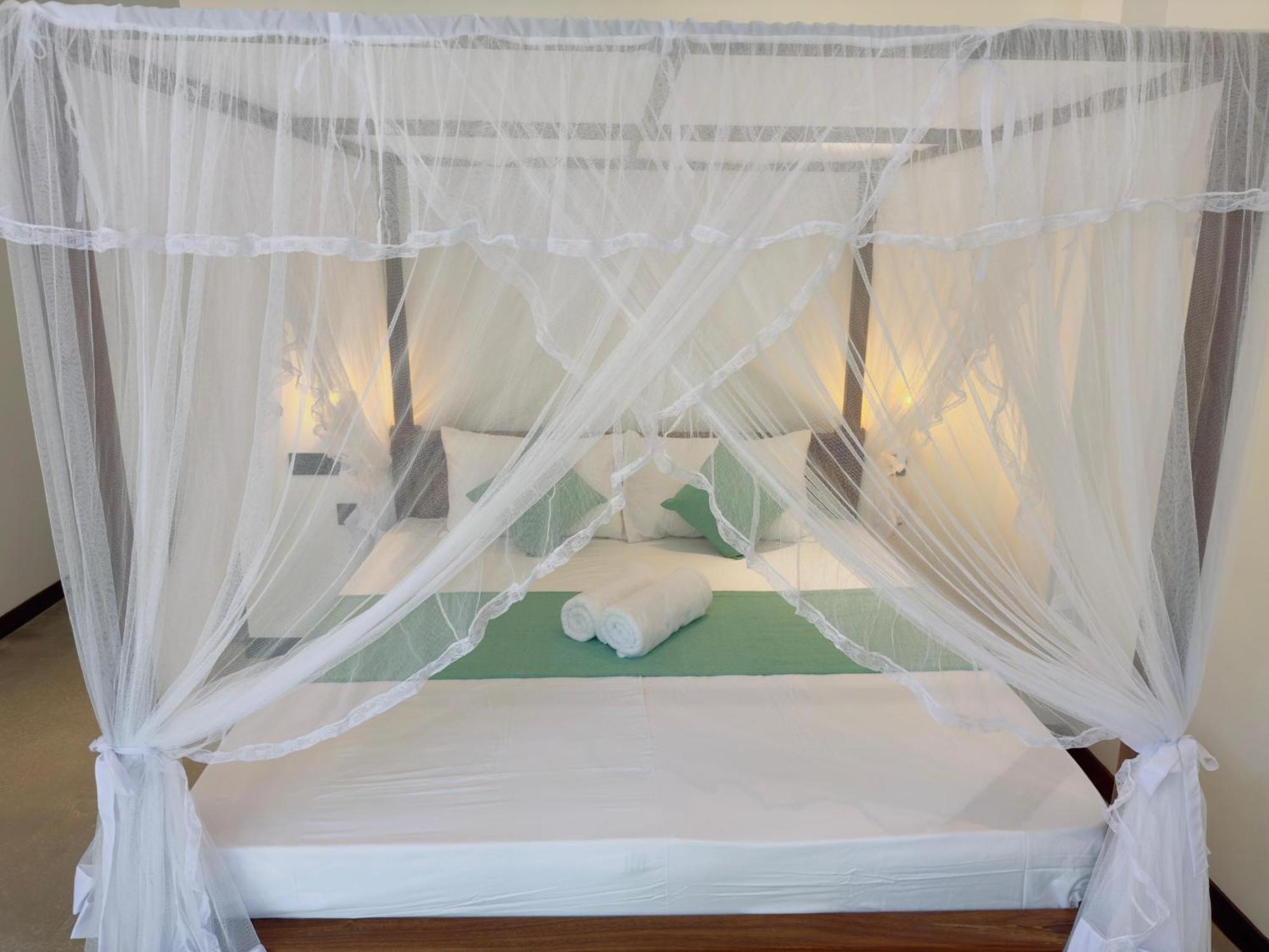New Ocean Breeze Madiha Hotel Matara Exterior foto